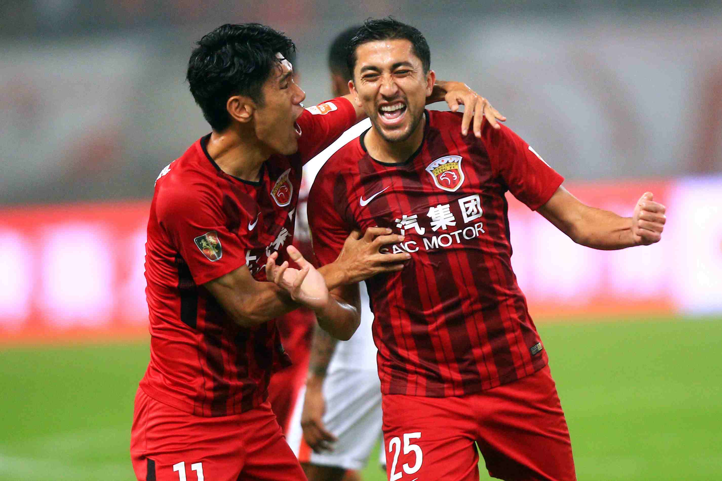 英超焦点战：纽卡斯尔联VS伯恩利——攻防博弈下的胜负天平与比分推演