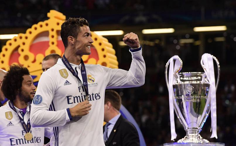 摩根预热C罗专访“加时赛”：特别节目将在北京时间明早7点30分播出