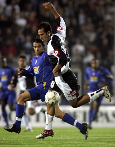 荷甲战报：费尔曼、佩皮破门，埃因霍温2-0战胜海伦芬