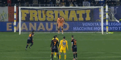 邮报：等纽卡敲定谢什科之后，利物浦才会重新报价伊萨克