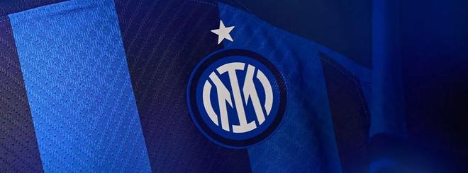 当年巴萨的训练课，疯狂过人进球的梅西！