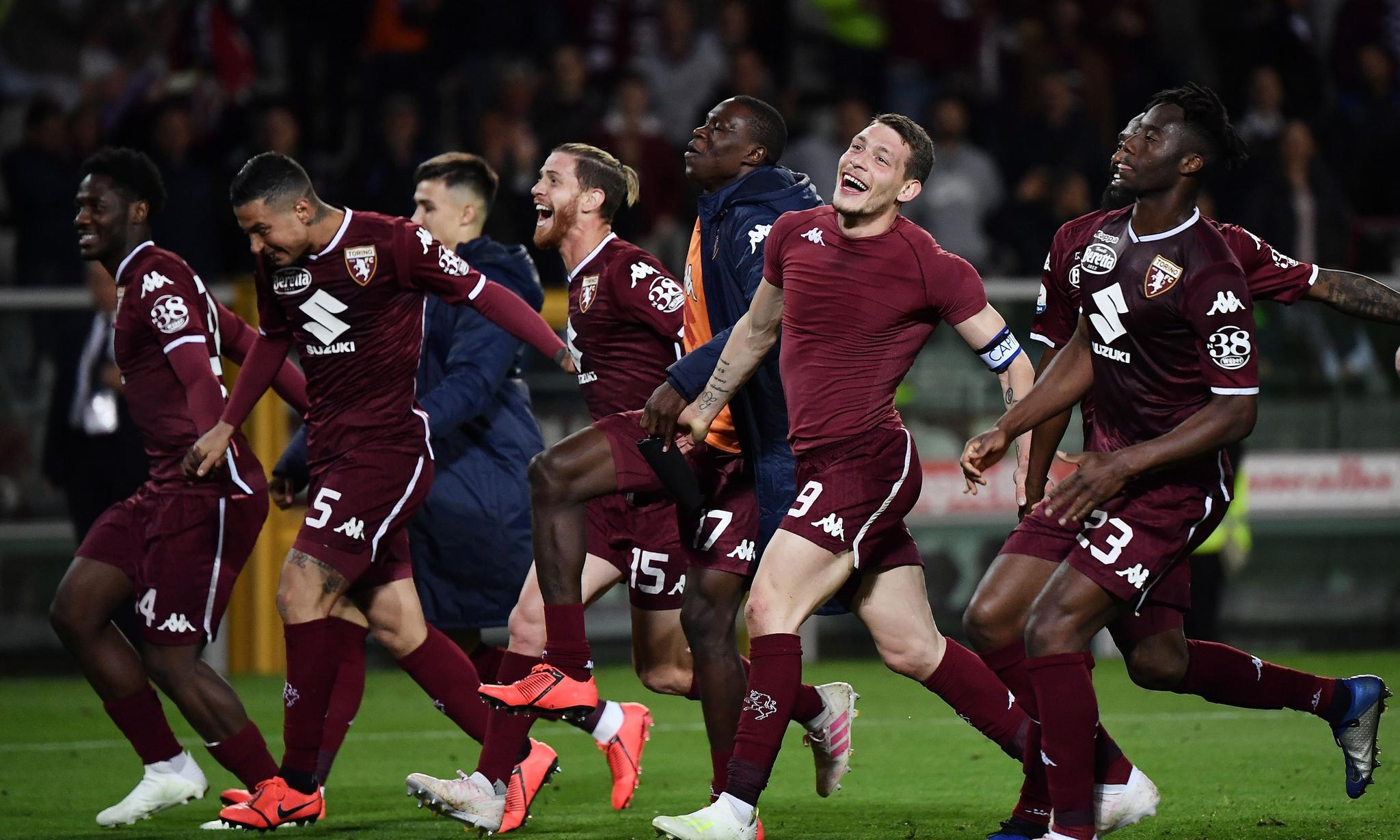 皇马维尼修斯关键进球助球队获胜