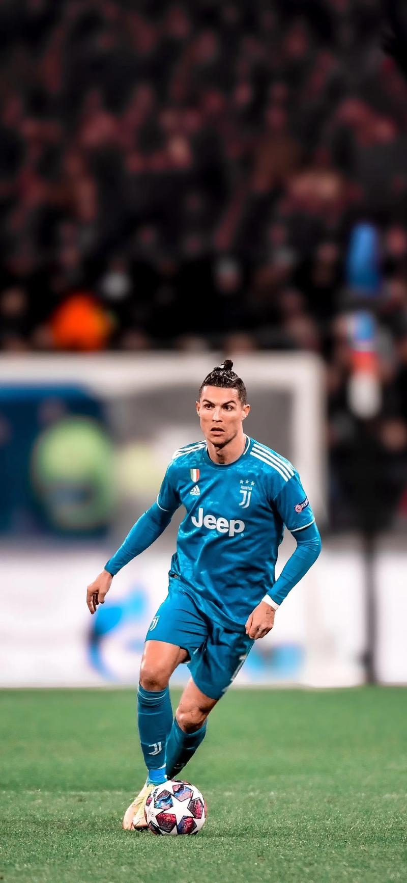 余力生以2小时06分38秒赢得瓦伦西亚马拉松，创英马历史第二佳绩，展现跨项实力，称霸铁三项目。